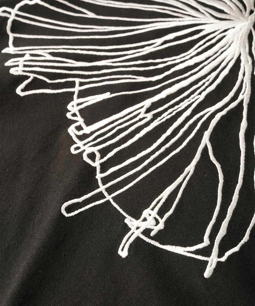 SHAREEF（シャリーフ）の「”FLOWER” S/S T-SHIRTS（Tシャツ/カットソー・メンズ・パープル/ホワイト/ブラック・1/2/3）」の5枚目の写真