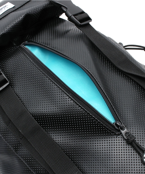 VENCEEXCHANGE（ヴァンスエクスチェンジ）の「YAKPAK ヤックパックディンブルリュック（バックパック/リュック・メンズ・ブラック・FREE）」の5枚目の写真