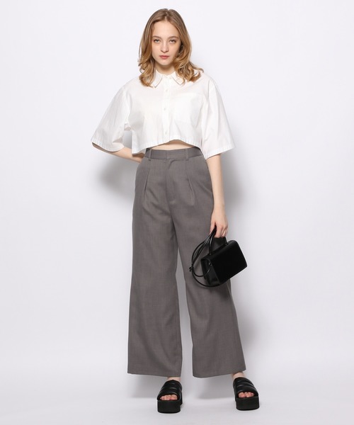 FOREVER 21(フォーエバー トゥエンティーワン)の「【MODE】カットアウト5分袖ショートシャツ(シャツ/ブラウス・レディース・ブラック/ホワイト・FREE)」の14枚目の写真