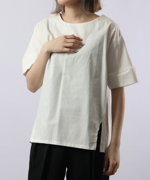 atONE(アットワン)の「atONE 異素材切り替え半袖Tシャツ(Tシャツ/カットソー・レディース・ブラック/オフホワイト・LL~3L/4L~5L/M-L)」の5枚目の写真