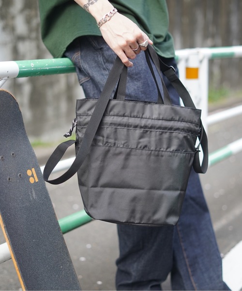 THRASHER（スラッシャー）の「GONZ SAD KINCHAKU SHOULDER BAG/スラッシャーきんちゃくショルダーバッグ（ショルダーバッグ・メンズ・ベージュ/ブラック×ホワイト/ブラック×ブルー/ブラック×ピンク・FREE）」の15枚目の写真