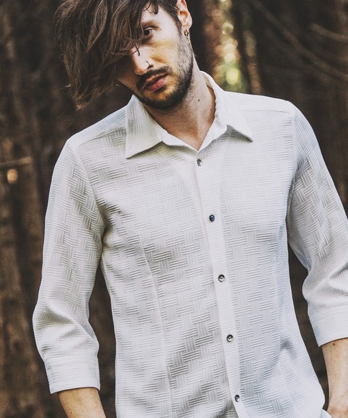 NO ID.(ノーアイディ)の「【NO ID.】Pattern 7th Sleeve Shirt / パターン 7分袖 シャツ(シャツ/ブラウス・メンズ・サックスブルー/ブラック/ホワイト・1/2)」の1枚目の写真