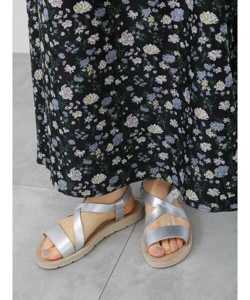 Samansa Mos2 blue（サマンサモスモスブルー）の「クロスベルトサンダル（サンダル・レディース・ブラック/シルバー/ミント・M/L）」の8枚目の写真