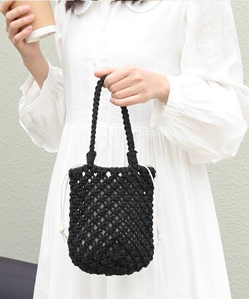 Fun & Daily（ファンアンドデイリー）の「F&D : スモールニットハンドバッグ（ハンドバッグ・レディース・ベージュ/ブラック・FREE）」の6枚目の写真