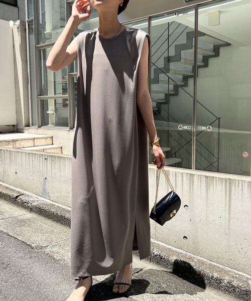 NOLLEY’S Sophi（ノーリーズソフィ）の「肩タックジョーゼットワンピース（ワンピース・レディース・オリーブ/ブラック・1/2）」の16枚目の写真