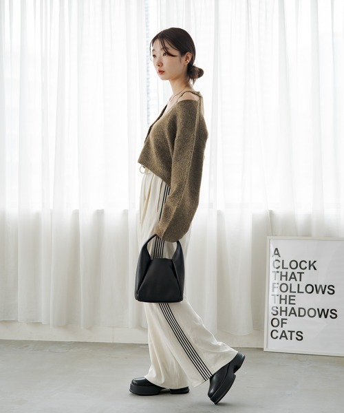 Kastane（カスタネ）の「カットアウトカーディガン（カーディガン/ボレロ・レディース・ブラウン/グレー/イエロー・FREE）」の4枚目の写真