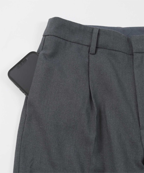 UR'S(ユアーズ)の「ウールライクツイルセンタープレステーパードパンツ(その他パンツ・レディース・ブラック/チャコール・L/S/M)」の7枚目の写真