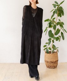 深Vネックプリーツロングベストワンピース