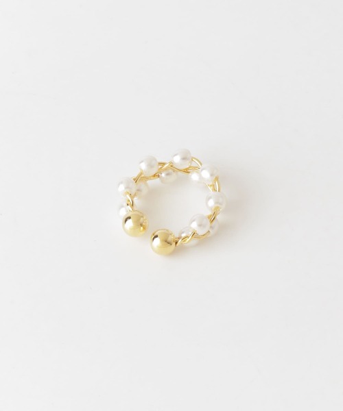 URBAN RESEARCH DOORS(アーバンリサーチドアーズ)の「ベビーパール編み込みイヤカフ(イヤーカフ・レディース・ホワイト系その他・-)」の3枚目の写真