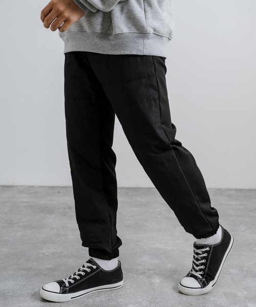 Rocky Monroe(ロッキーモンロー)の「ダウンレギュラーテーパードイージージョガーパンツ(その他パンツ・メンズ・ブラック/ベージュ/チャコールグレー/カモフラージュ/ネイビー/カーキ/ライトグレー・LL/L/M)」の2枚目の写真