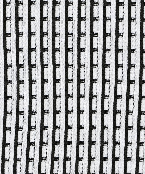 HIDEAWAYS NICOLE（ハイダウェイニコル）の「ピンタックJQチェックVネックニット（ニット/セーター・メンズ・ホワイト×グレー/ピンク/ホワイト×ブラック/ブラック×ホワイト・MEDIUM/LARGE/X-LARGE）」の12枚目の写真