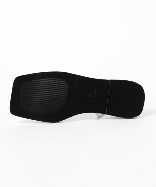 Ray BEAMS（レイビームス）の「REMME / バック ストラップ サンダル（サンダル・レディース・オフホワイト/ブラック・36/37/38/39）」の12枚目の写真