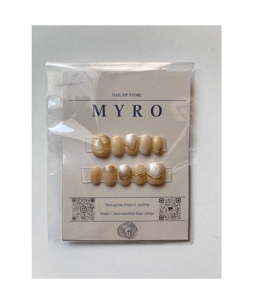 tone（トーン）の「【MYRO マイロ  -nailtip-】小爪さんおすすめネイルチップ(MA)（ネイルシール/ネイルチップ・レディース・ピンク/ネイビー/ライトピンク/その他/ピンク系その他/ベージュ/ブルー系その他/オレンジ/パープル系その他/ブルー系その他2/ライトブラウン/ブラウン/イエロー・FREE/SMALL/MEDIUM/LARGE/L/SM/SS）」の4枚目の写真