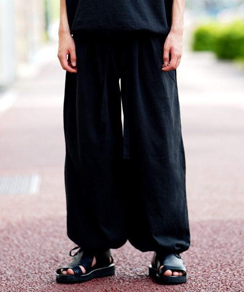 THE MILES(ザ マイルズ)の「AGITATOR アジテーター HEAVY WEIGHT WIDE PANTS ヘビーウェイト ワイドパンツ(その他パンツ・メンズ・サンドグレー/ブラック/ホワイト・X-LARGE/LARGE/MEDIUM)」の1枚目の写真