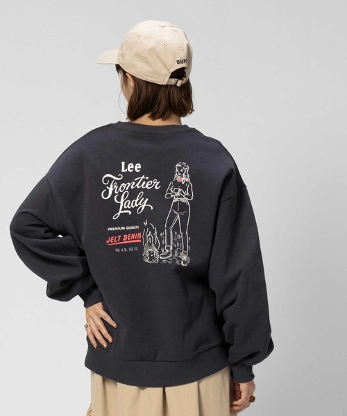 Lee(リー)の「【Lee】プリントスウェット(スウェット・レディース・ダークグレー・L/M)」の1枚目の写真