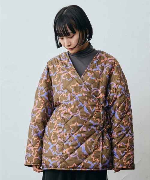 MEDE19F(メデジュウキュウ)の「MEDE19F プリント×ボアのリバーシブルはんてん(その他アウター・レディース・ブラウン系その他・2/1)」の7枚目の写真
