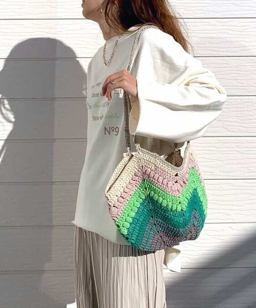 Q（キュー）の「裏毛ロゴトレーナー（スウェット・レディース・ホワイト/ライトグレー・MEDIUM）」の21枚目の写真