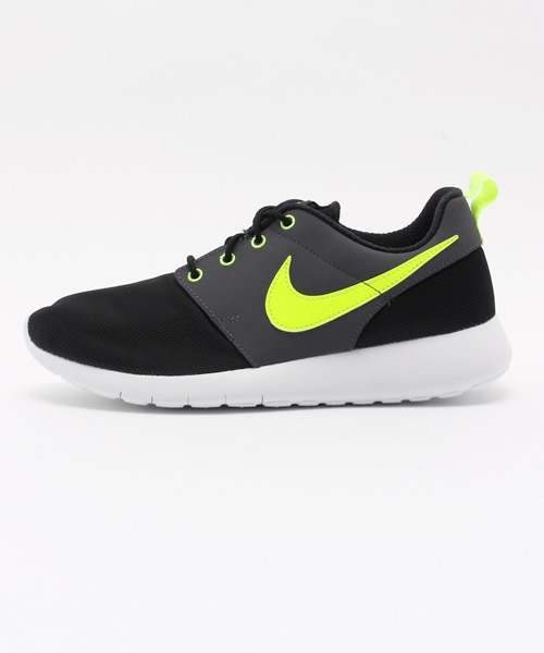CIAOPANIC TYPY（チャオパニックティピー）の「【NIKE】ナイキローシランGS（スニーカー・レディース・ブラック・24cm/24.5cm/23.5cm）」の12枚目の写真