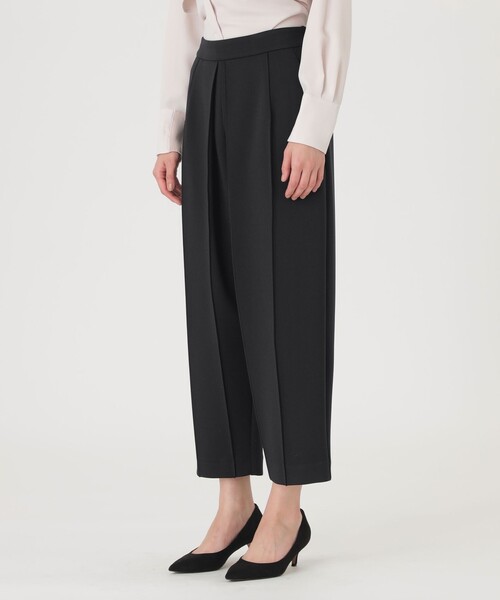 CAST:(キャストコロン)の「【着心地抜群/セットアップ】デザインタックジャージーパンツ(その他パンツ・レディース・ブラック/オフホワイト・S/M)」の11枚目の写真