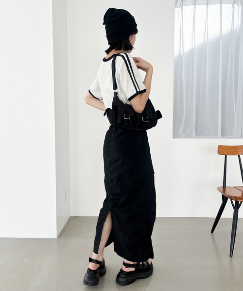 Heather（ヘザー）の「シャーリングカーゴロングスカート　106739（スカート・レディース・ブラック/オフホワイト・FREE）」の4枚目の写真