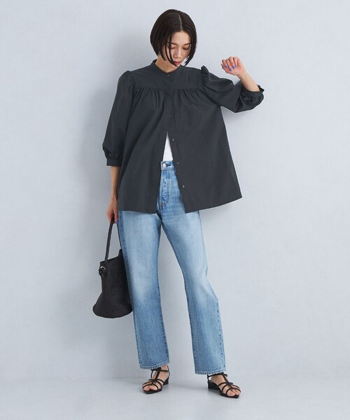 green label relaxing（グリーンレーベルリラクシング）の「【WEB限定】バンドカラー ギャザー ブラウス -ウォッシャブル・吸水速乾・UVカット-（シャツ/ブラウス・レディース・ホワイト/ベージュ/ネイビー・FREE）」の8枚目の写真