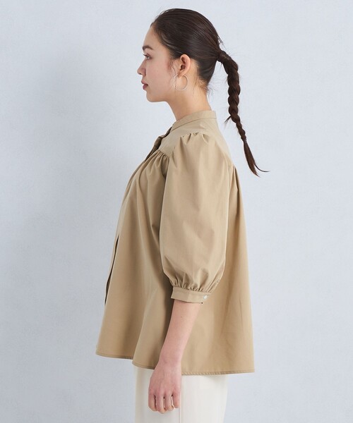 green label relaxing（グリーンレーベルリラクシング）の「【WEB限定】バンドカラー ギャザー ブラウス -ウォッシャブル・吸水速乾・UVカット-（シャツ/ブラウス・レディース・ホワイト/ベージュ/ネイビー・FREE）」の13枚目の写真