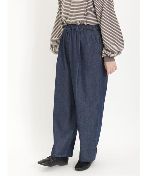 Samansa Mos2（サマンサ モスモス）の「デニムタックパンツ（デニムパンツ・レディース・ネイビー/ブルー・F）」の2枚目の写真