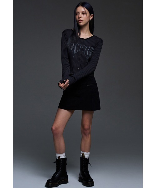 FANCY CLUB（ファンシークラブ）の「A'GEM/9 × .kom 『 FANCY CLUB/ファンシークラブ』 TYPO BASIC LOGO CARDIGAN/ロゴカーディガン（カーディガン/ボレロ・レディース・ブラック/ベージュ/ブラウン・FREE）」の8枚目の写真