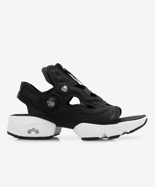 Reebok（リーボック）の「インスタ ポンプフューリー サンダル ジップ / INSTAPUMP FURY SANDAL ZIP（サンダル・レディース・ブラック×ホワイト/ホワイト/グレイッシュベージュ/ライトグリーン・23.0cm/28.0cm/27.0cm/26.0cm/25.0cm/24.0cm）」の18枚目の写真