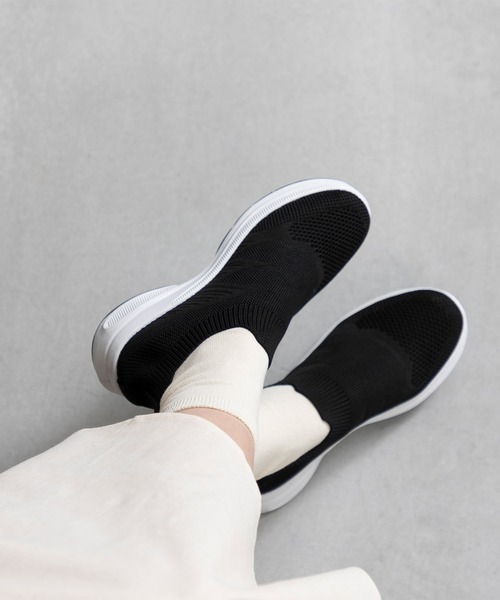 welleg（ウェレッグ）の「やわらかフィット ニットスニーカー（スニーカー・レディース・ブラック系その他・36/37/38/39/40/41）」の10枚目の写真