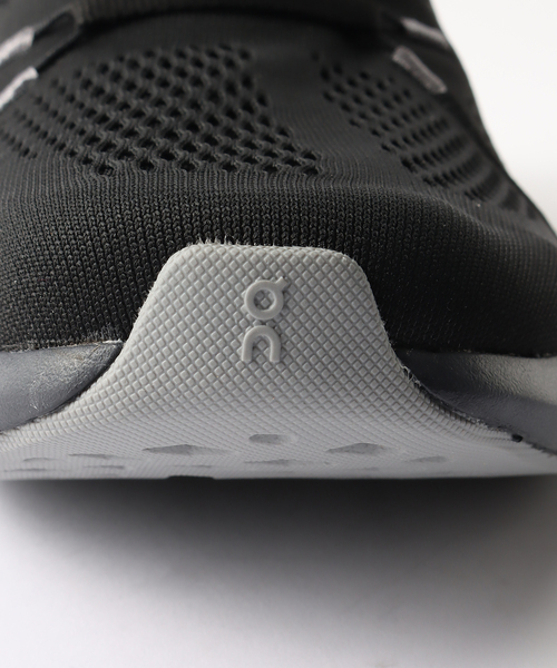 JOURNAL STANDARD relume（ジャーナルスタンダード　レリューム）の「【On / オン】Running Cloud Surfer（その他シューズ・メンズ・ブラック・26.5cm/27cm/27.5cm/28cm/26cm）」の9枚目の写真