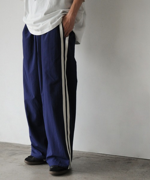 NILWAY（ニルウェイ）の「サイドラインナイロントラックパンツ/ワイドナイロンパンツ（その他パンツ・メンズ・ネイビー/グリーン/ブラック/グレー・SMALL/MEDIUM/LARGE）」の20枚目の写真
