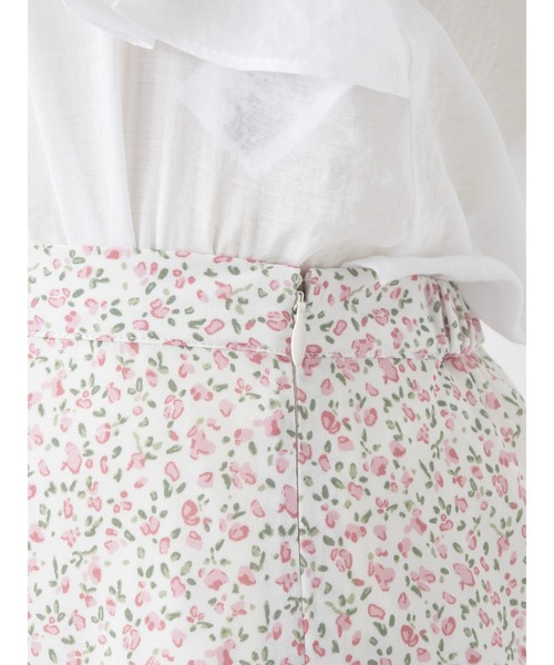 earth music&ecology（アースミュージックアンドエコロジー）の「揺れる小花柄裾フレアスカート（スカート・レディース・ピンク/アイボリー/ブラック・FREE）」の16枚目の写真