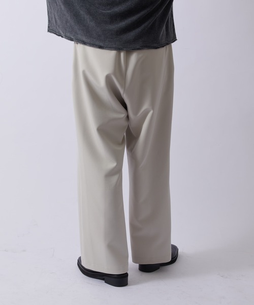 Lui's（ルイス）の「web限定 ワイドスラックス（その他パンツ・メンズ・ブラック/チャコールグレー/ライトグレー・S/M）」の21枚目の写真