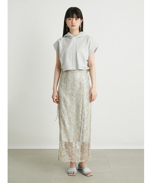 LILY BROWN（リリーブラウン）の「エンブロイダリーラインタイトスカート（スカート・レディース・ライトベージュ/ブラック/オリーブ・0/1）」の17枚目の写真