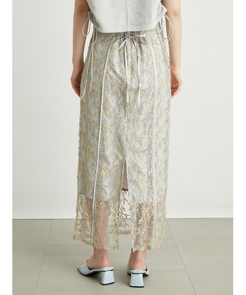 LILY BROWN（リリーブラウン）の「エンブロイダリーラインタイトスカート（スカート・レディース・ライトベージュ/ブラック/オリーブ・0/1）」の7枚目の写真