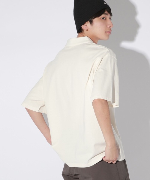 Anui(アニュイ)の「【UNISEX】レトロアートポロプルオーバー(Tシャツ/カットソー・レディース・オフホワイト/ブラック・MEDIUM)」の12枚目の写真