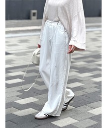 ホワイトワイドデニム