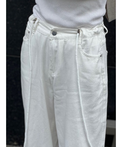 Day and Grade（デイアンドグレイド）の「ホワイトワイドデニム（デニムパンツ・レディース・ホワイト・FREE）」の5枚目の写真
