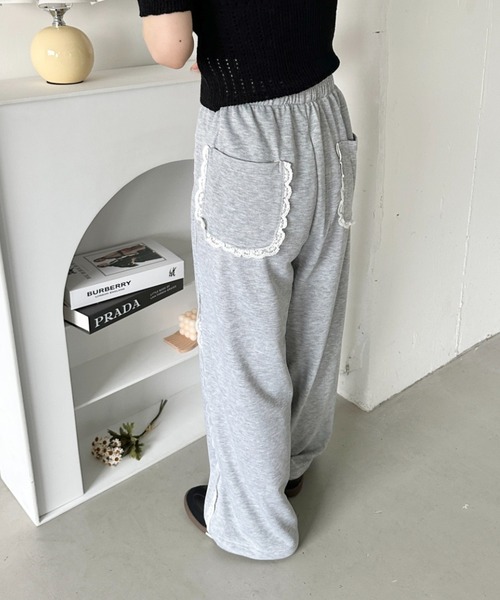 CLEA（クレア）の「サイドレースラインルーズスウェットパンツ（スウェットパンツ・レディース・ブラック/グレー・FREE）」の14枚目の写真