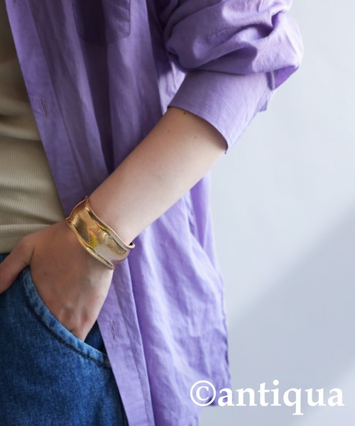 antiqua（アンティカ）の「ワイドブレスレット（ブレスレット・レディース・シルバー/ゴールド・FREE）」の15枚目の写真