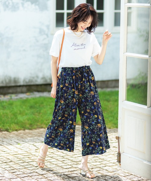 BELLUNA PLUS(ベルーナ)の「レーヨン素材プリントワイドパンツ45㎝(その他パンツ・レディース・ブラック系/ブルー系/ストライプ/ブラック/ネイビー系・SMALL/MEDIUM/LARGE/X-LARGE)」の19枚目の写真