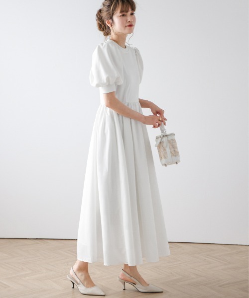 AMELY(エミリー)の「ドッキングパフスリーブワンピース(ワンピース・レディース・ホワイト/ブラック・フリー)」の7枚目の写真