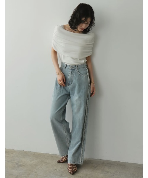 Re:EDIT（リエディ）の「[2024 SUMMER COLLECTION]ブラ紐を隠せるオフショルライクニットトップス（ニット/セーター・レディース・ダークグリーン/ブラック/ホワイト/ブラウン/レッド系その他・MEDIUM/LARGE）」の18枚目の写真