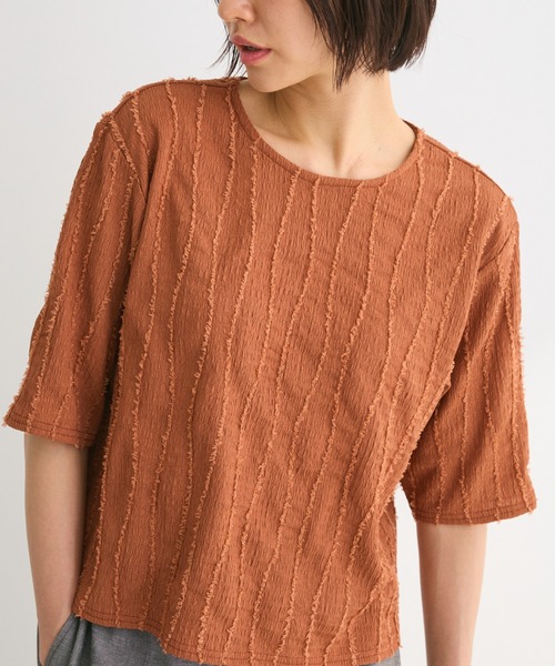 ELENCARE DUE（エレンカーレデュエ）の「・ELENCARE　DUE　ジャカードTEE（Tシャツ/カットソー・レディース・オレンジ/ブラック/アイボリー/ブルー・FREE）」の4枚目の写真