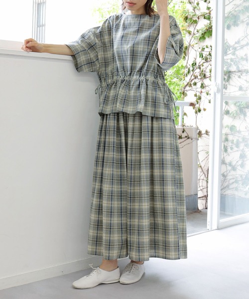 Crisp(クリスプ)の「チェックギャザースカート(スカート・レディース・ネイビー/コーラル・FREE)」の4枚目の写真