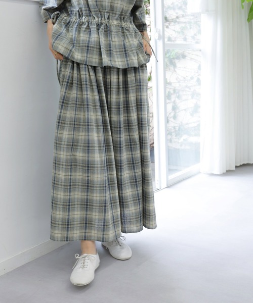 Crisp(クリスプ)の「チェックギャザースカート(スカート・レディース・ネイビー/コーラル・FREE)」の6枚目の写真