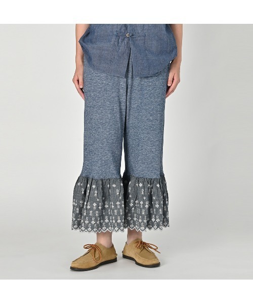 45R（フォーティファイブアール）の「ダンガリーカットワークのラッパーパンツ（その他パンツ・レディース・インディゴブルー・MEDIUM/LARGE）」の3枚目の写真