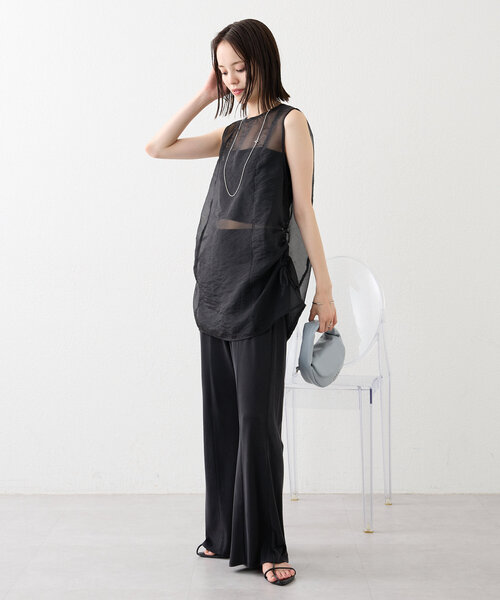 mystic（ミスティック）の「【3色展開】シアーノースリブラウス（シャツ/ブラウス・レディース・ブルー/ブラック/ベージュ・FREE）」の9枚目の写真