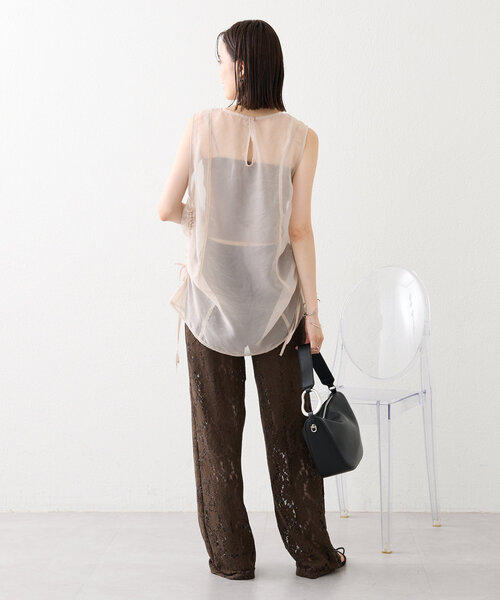 mystic（ミスティック）の「【3色展開】シアーノースリブラウス（シャツ/ブラウス・レディース・ブルー/ブラック/ベージュ・FREE）」の20枚目の写真